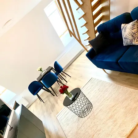 Διαμέρισμα Przestronny ,Pietrowy Apartment W Centrum Klodzka Z Darmowym Parkingiem *
