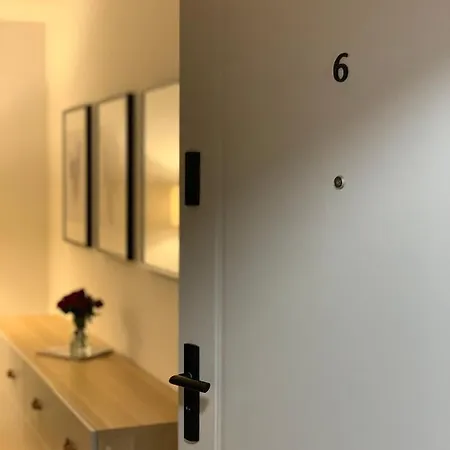דירה W Samym Sercu Miasta Z Darmowym Parkingiem Pod Zlotym Lwem -hotel Vi *