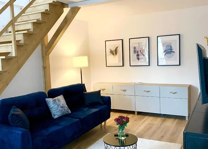 W Samym Sercu Miasta Z Darmowym Parkingiem Pod Zlotym Lwem -hotel Vi Apartment